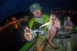 Abu Garcia Adrian Avenas Villain 2.0 / Revo AL-F LH Chatterbait Casting Combo -Visserij Vondsten adrian avenas abu garcia vc70 6 revoal f l chatterbait casting combo 45050.1651242885